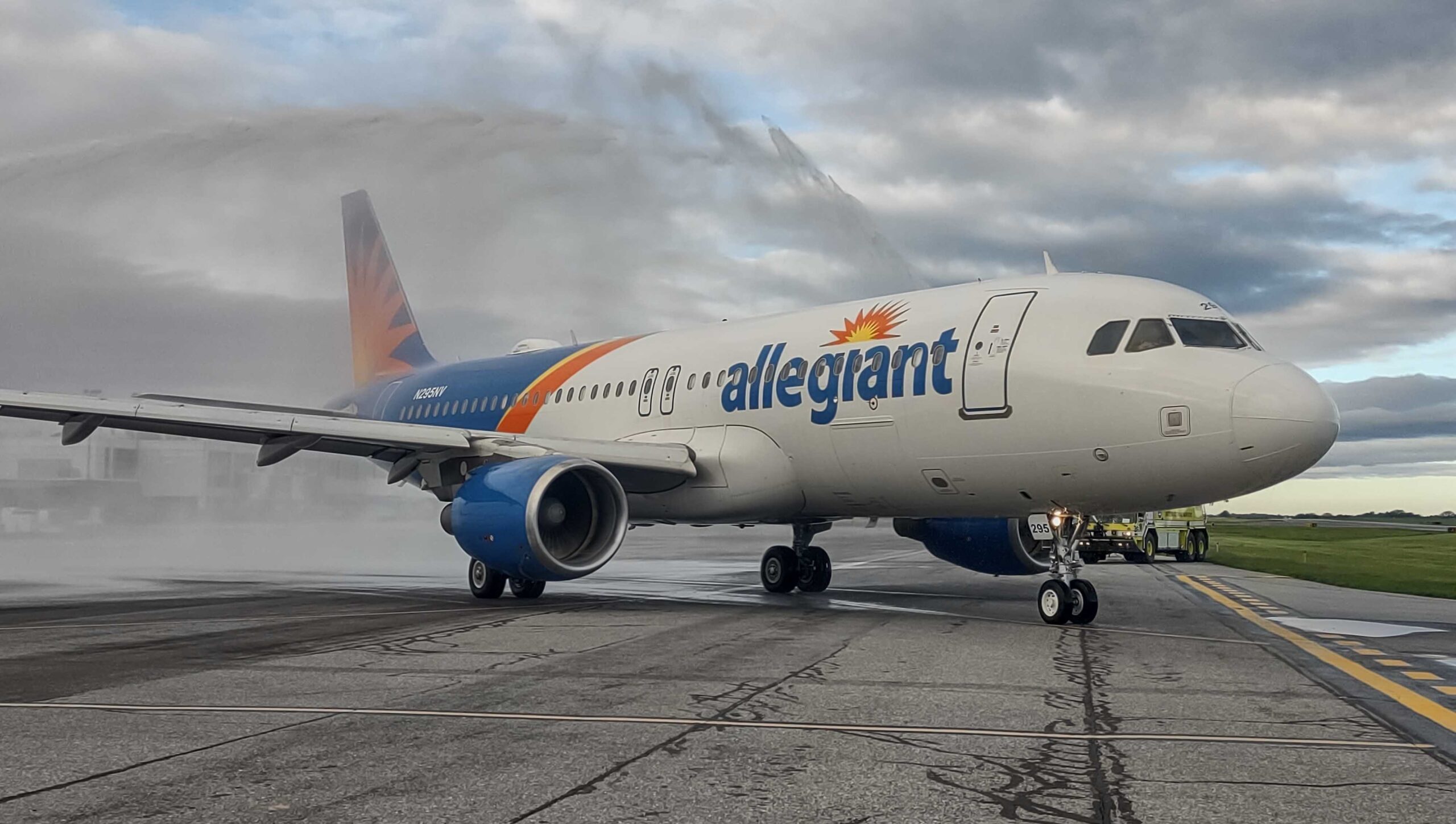 UPDATE: Tech issues ground Allegiant Air flights, company offers compensation – LehighValleyNews.com